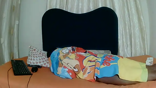 Exotic_FreakyQueen webcam