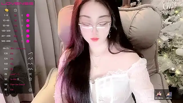 Monica-666888- webcam