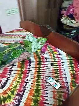 little-roshni - Little-Roshni's free webcam - UK Sex Cams