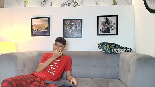 couples_boys - COUPLES_BOYS's free webcam - UK Sex Cams