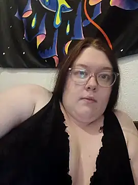 Sexycurvyemilyy webcam