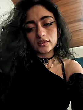 lila_desiree - Lila_Desiree's free webcam - UK Sex Cams