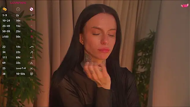 livia_starwars webcam