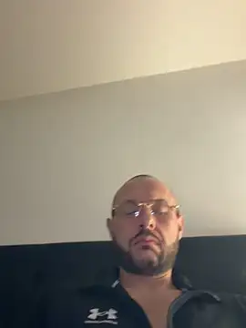 guitccch - Guitccch's free webcam - UK Sex Cams