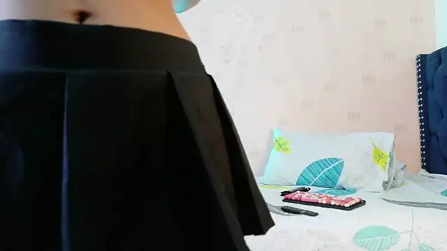 kinkylittlegirll webcam