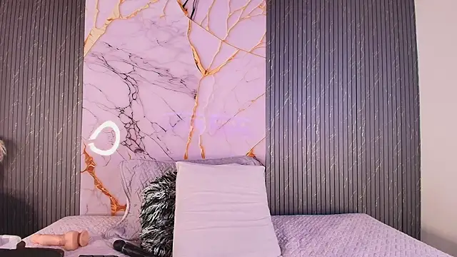 big_tits_in_your_face webcam