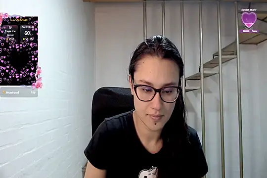 Jessie_Desire webcam