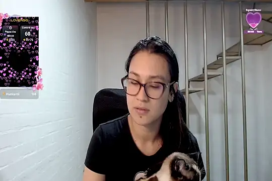 Jessie_Desire webcam