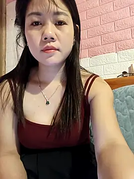 Ngocmai_lazdy webcam