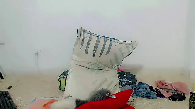 samanthaa_hot_ - Samanthaa_hot_'s free webcam - UK Sex Cams