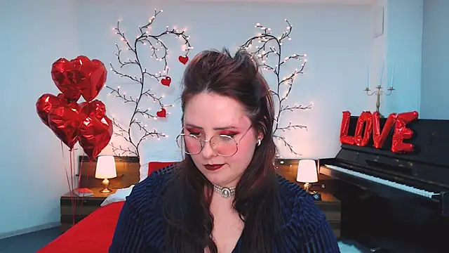 Hennessy_bunny webcam