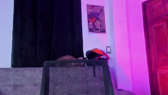 Dominic_Biker__ webcam