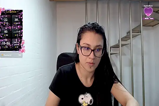 Jessie_Desire webcam