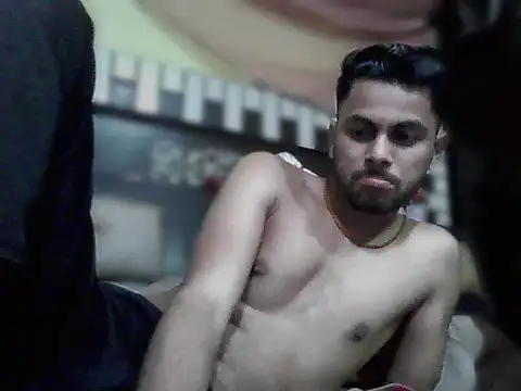 Stubborndesiboy webcam