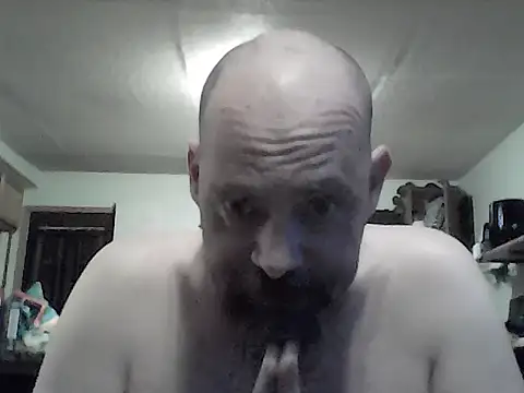 crazyheratic8 webcam