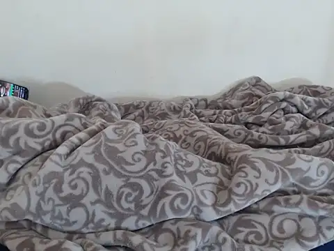 SweetDarkBrownie webcam