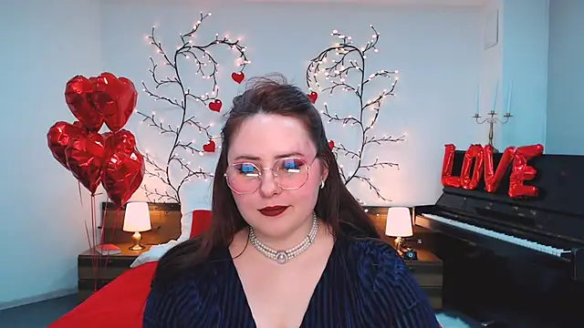 Hennessy_bunny webcam