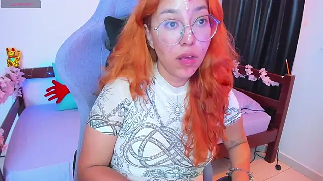 _Moon_Johnson webcam