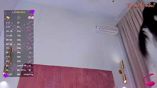 mayzzie - Mayzzie's free webcam - UK Sex Cams