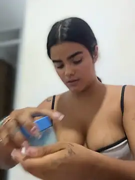 Kaily_Sweet16 webcam