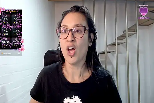 Jessie_Desire webcam