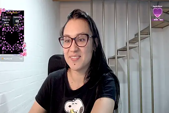 Jessie_Desire webcam