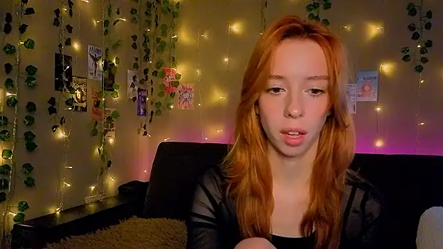 Lori_Williams webcam