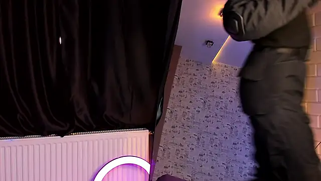 Anjela_Botton webcam