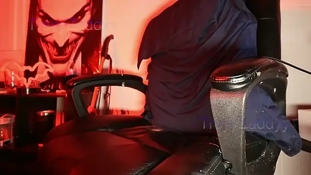 zaddytrey - Zaddytrey's free webcam - UK Sex Cams