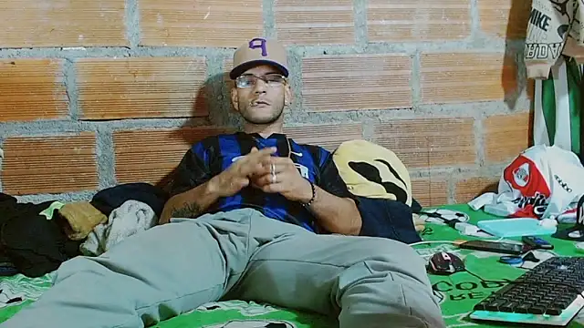 Alphamaster_92 webcam