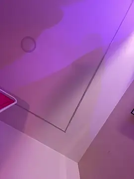 your_enyel - Your_Enyel's free webcam - UK Sex Cams