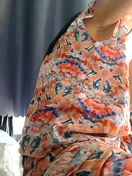 Baby-loveass69 webcam