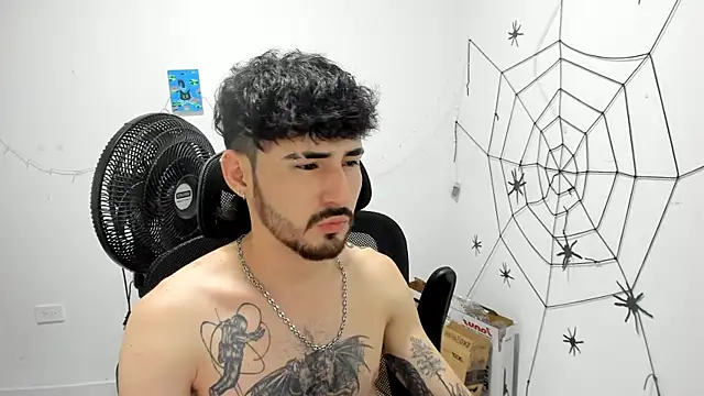 DmitriSanders webcam