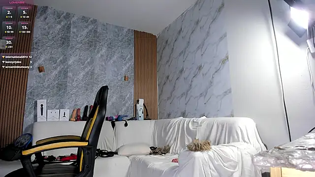 Chica_hot_dirty webcam