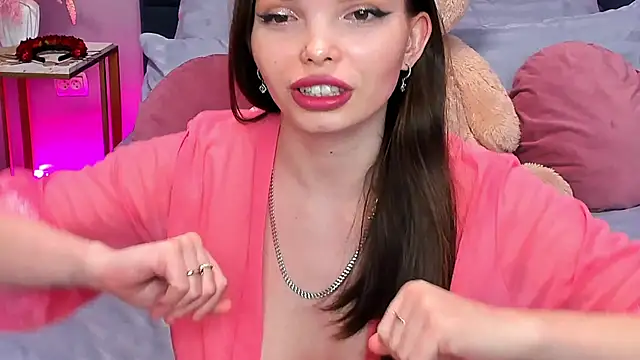 Curvy_Dynamite_ webcam