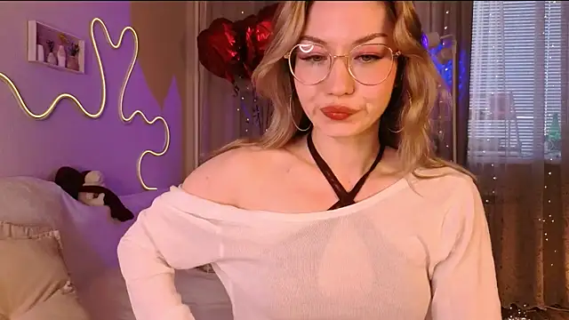 lusciousslily webcam