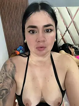 Roxy_rousse01 webcam