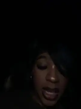 MidnightChanel webcam