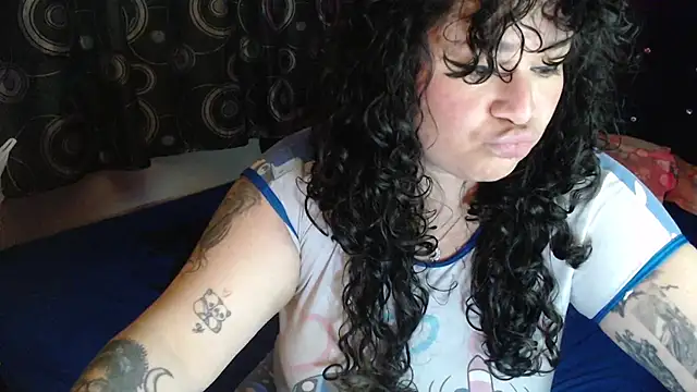 ANGELIQUE_KLANE webcam