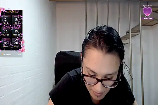 Jessie_Desire webcam