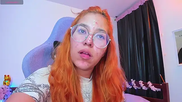 _Moon_Johnson webcam