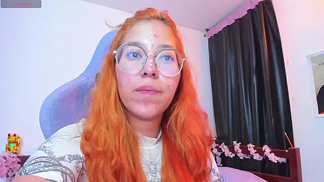 _Moon_Johnson webcam