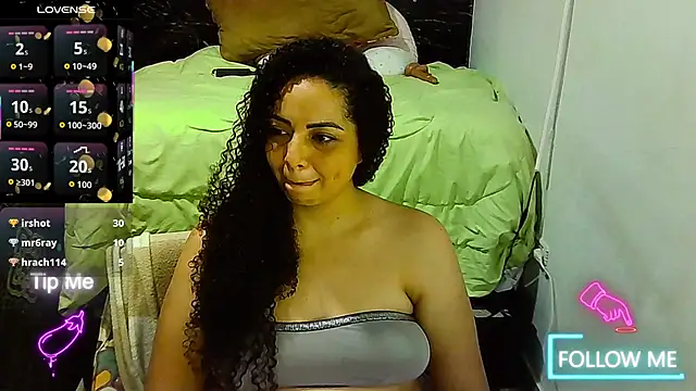 _naughty_milf webcam