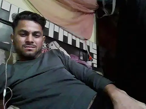 Stubborndesiboy webcam