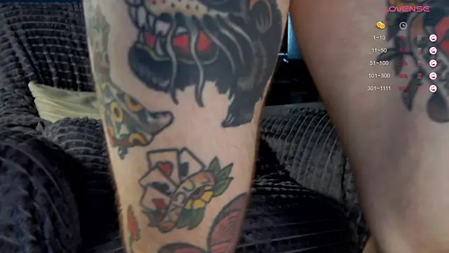 Tommy_cat's live cam