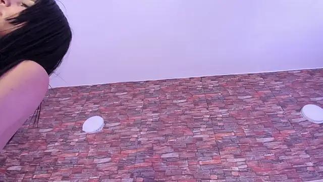 sophie_pariss webcam