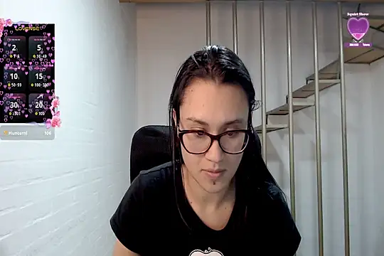 Jessie_Desire webcam