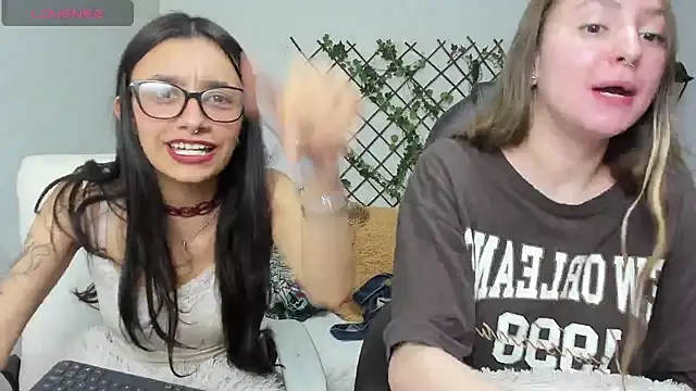 nana__rousse - Nana__rousse's free webcam - UK Sex Cams