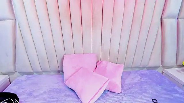 Dakota_Angell_ webcam