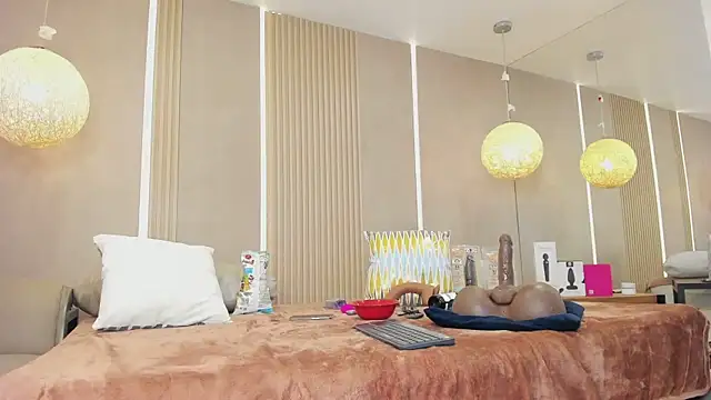 sabrina_shark_ webcam